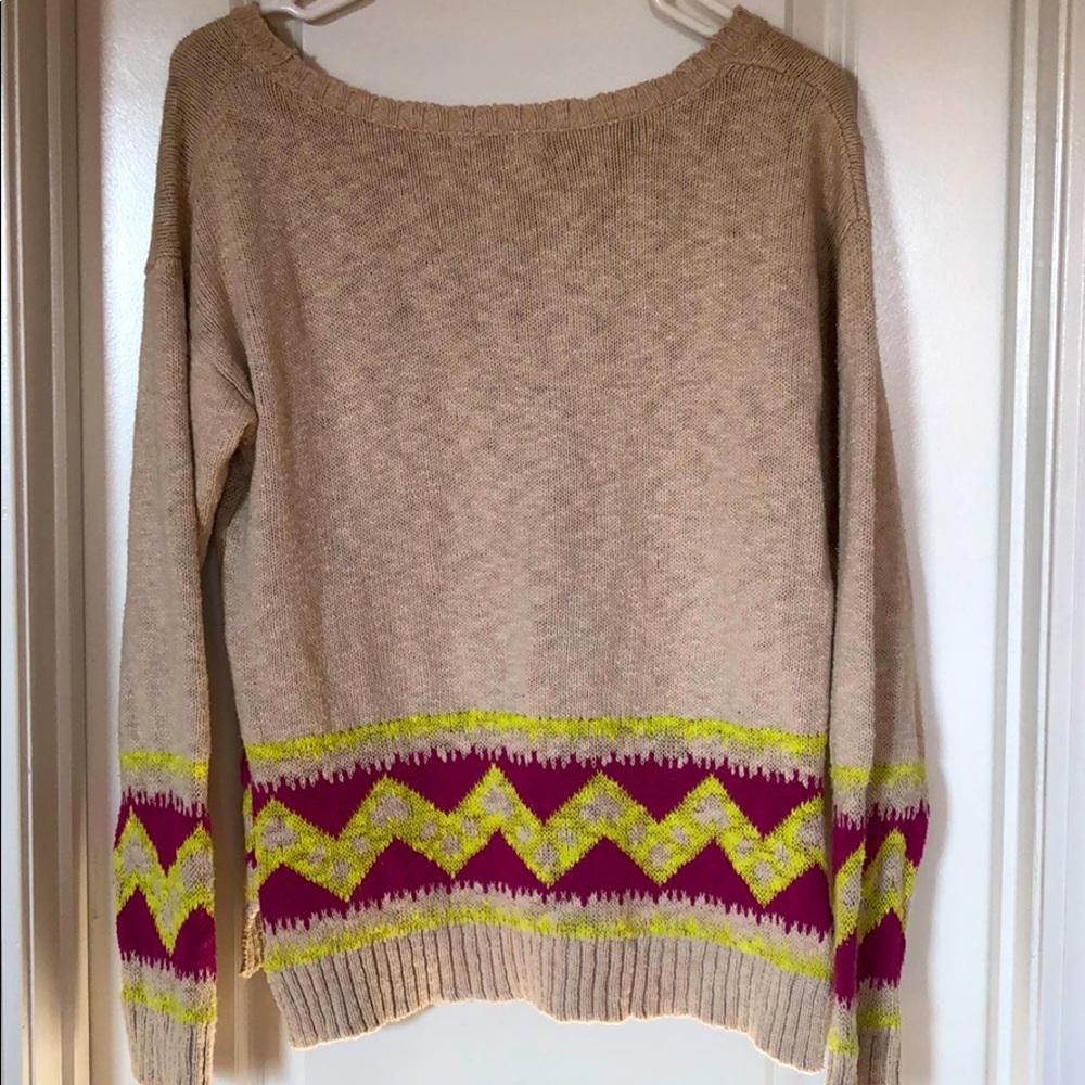 Aztec Style Sweater - Picture 2 of 3
